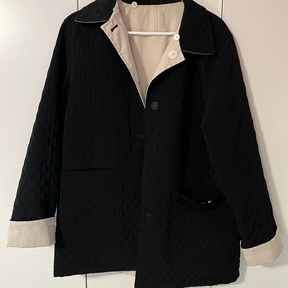 L Black & Cream-Colored Reversible Button-Down Jacket - Picture 1 of 14